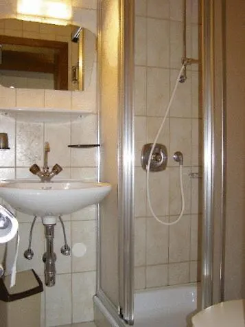 Landhaus Brigitta Apartment Innsbruck 0*,